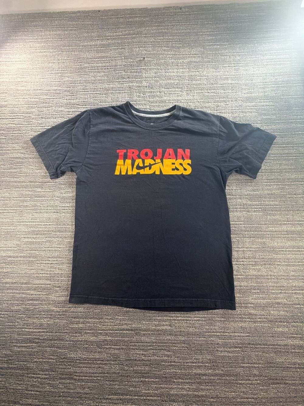 Nike USC Trojans Trojan Madness T-Shirt Size Large